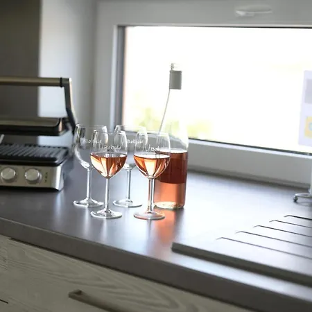 Апартаменты U Rane Bobule Зноймо