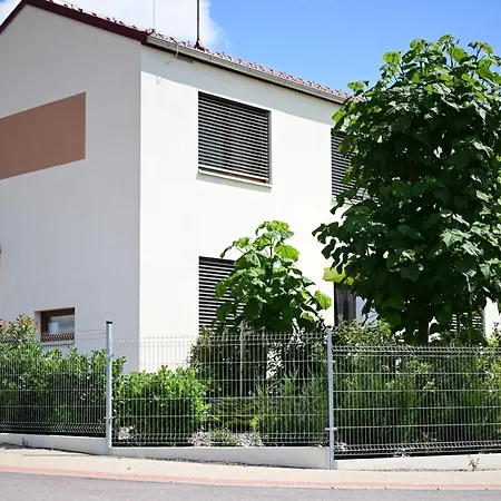 U Rane Bobule Apartment