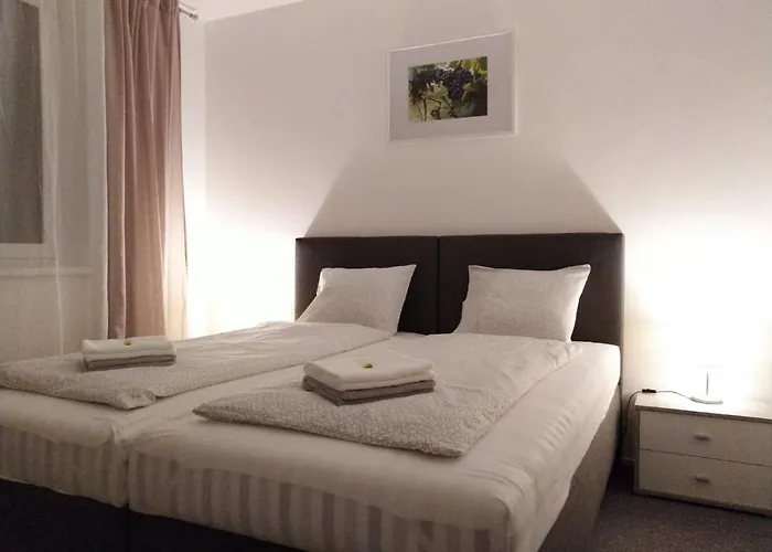 U Rané Bobule Apartman *